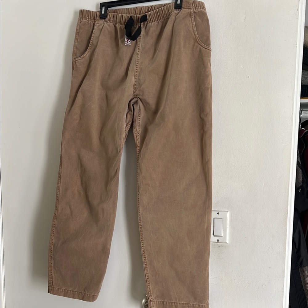 Preowned Women’s Gramicci Hiking and outdoor Activities Pants. - Picture 2 of 4